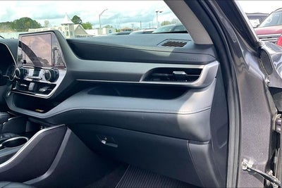 2024 Toyota Highlander Hybrid XLE