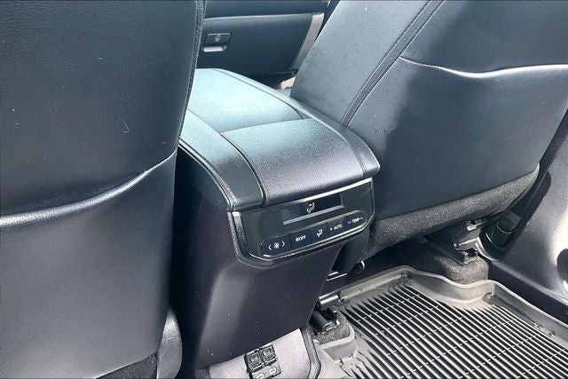 2024 Toyota Highlander Hybrid XLE