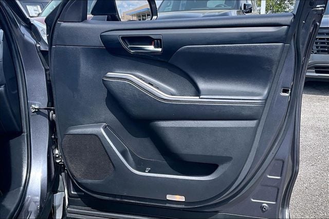 2024 Toyota Highlander Hybrid XLE