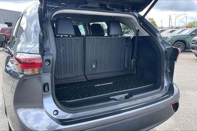 2024 Toyota Highlander Hybrid XLE