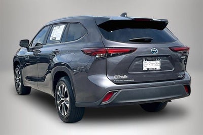 2024 Toyota Highlander Hybrid XLE