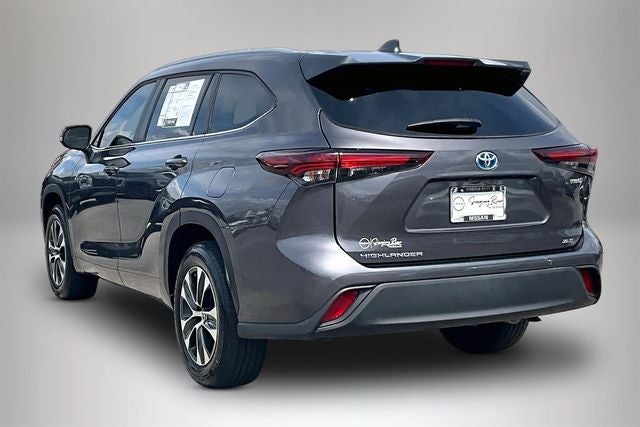 2024 Toyota Highlander Hybrid XLE