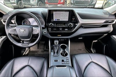 2024 Toyota Highlander Hybrid XLE