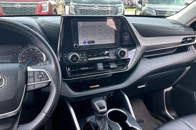 2024 Toyota Highlander Hybrid XLE
