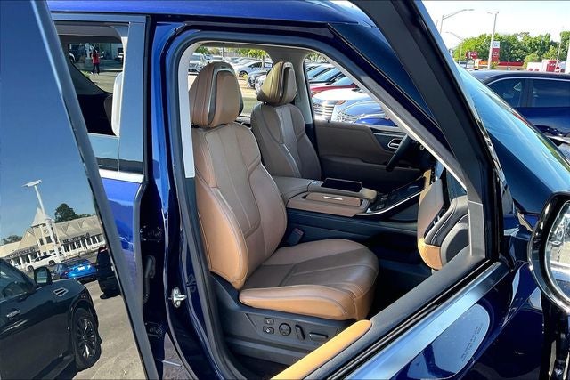 2025 INFINITI QX80 SENSORY