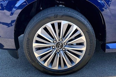2025 INFINITI QX80 SENSORY