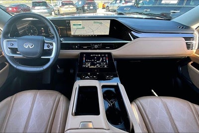 2025 INFINITI QX80 SENSORY