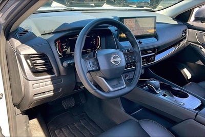 2025 Nissan Rogue SL