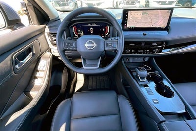 2025 Nissan Rogue SL