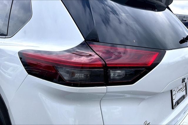 2024 Nissan Rogue Platinum