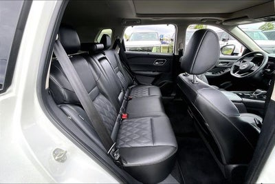 2024 Nissan Rogue Platinum