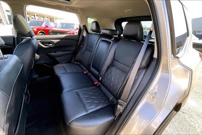 2025 Nissan Rogue Platinum