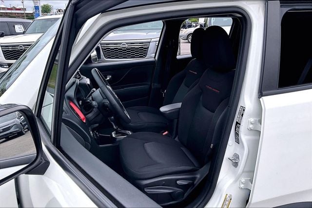 2023 Jeep Renegade Trailhawk