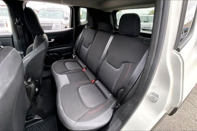 2023 Jeep Renegade Trailhawk