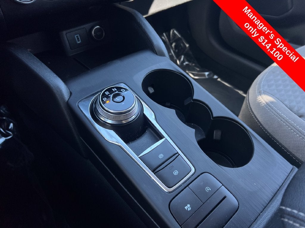 2020 Ford Escape SE