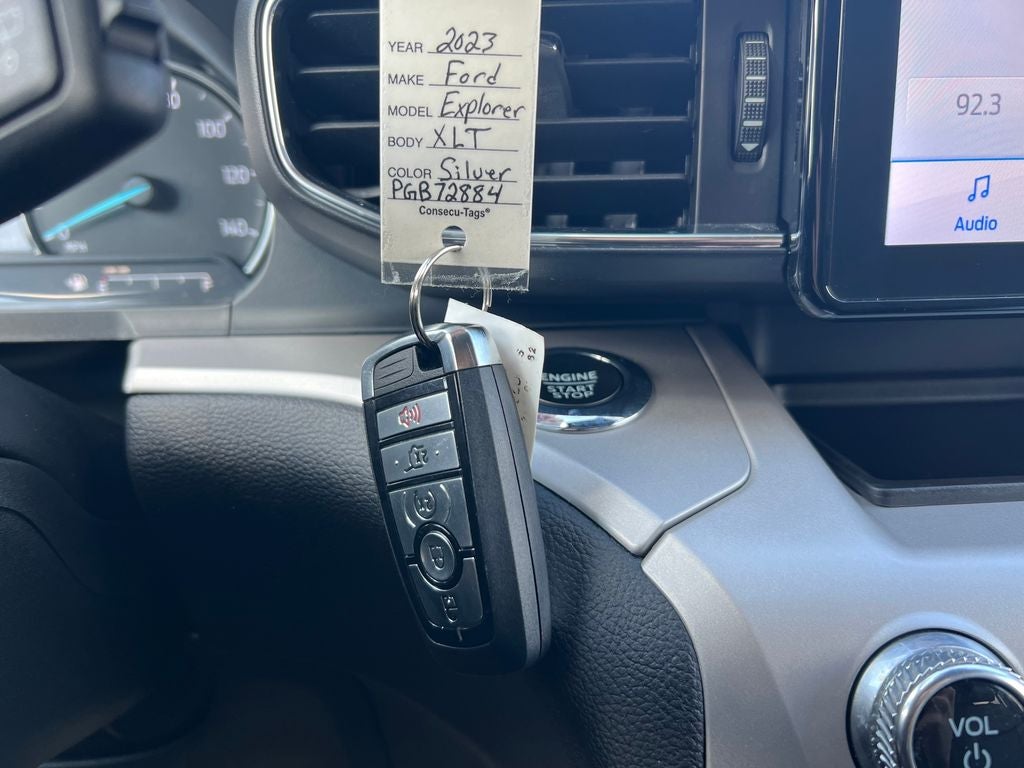 2023 Ford Explorer XLT
