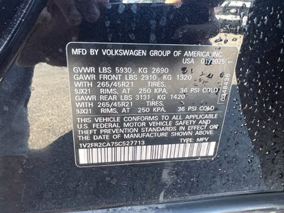2025 Volkswagen Atlas 2.0T SEL Premium R-Line