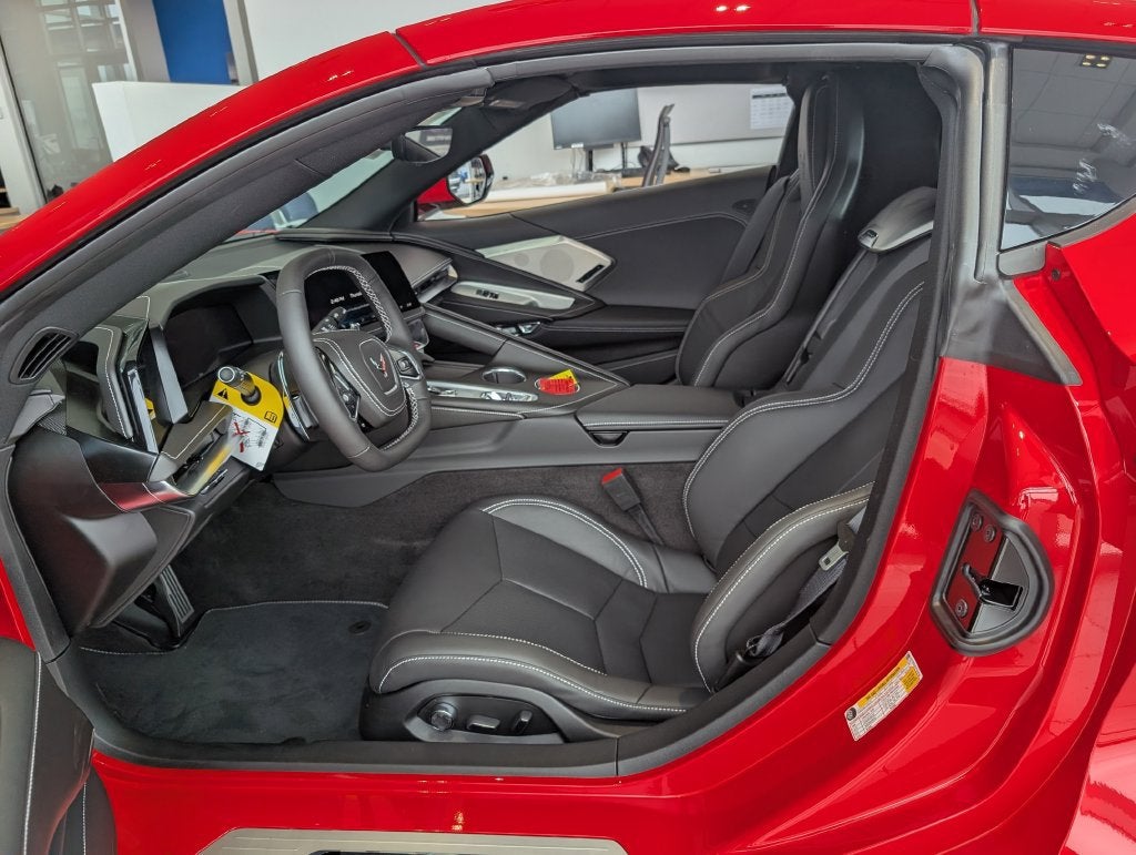 2027 Chevrolet Corvette Stingray 2LT