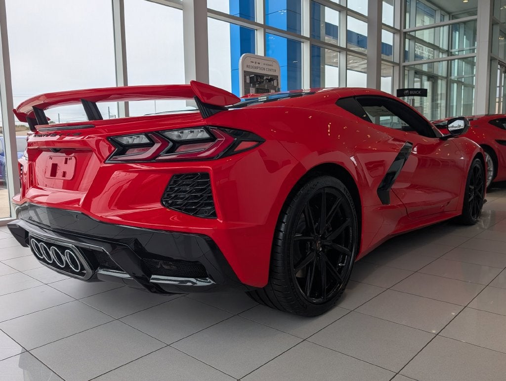 2027 Chevrolet Corvette Stingray 2LT
