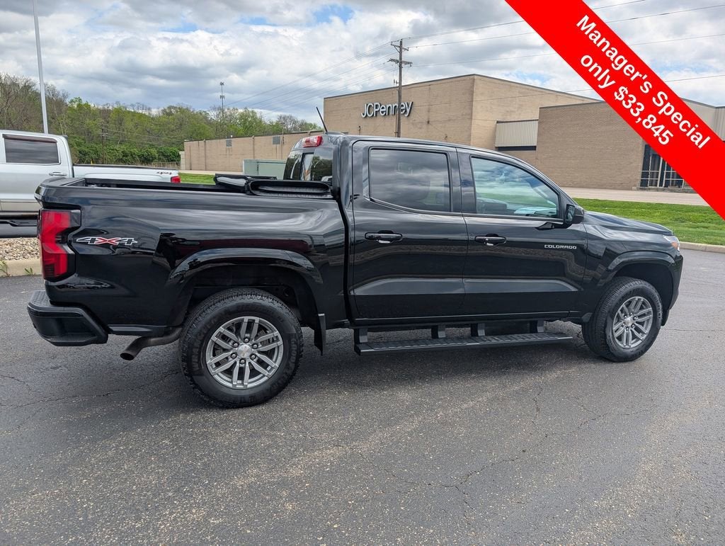 2024 Chevrolet Colorado LT - Photo 35