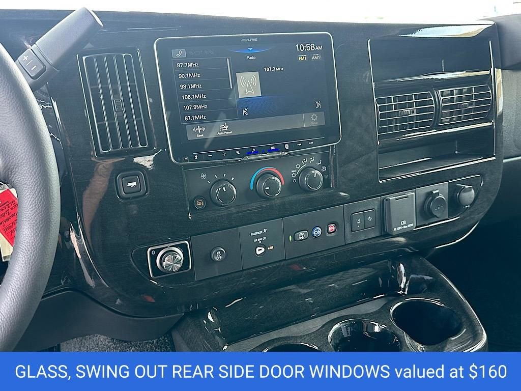 2025 Chevrolet Express Cargo WT