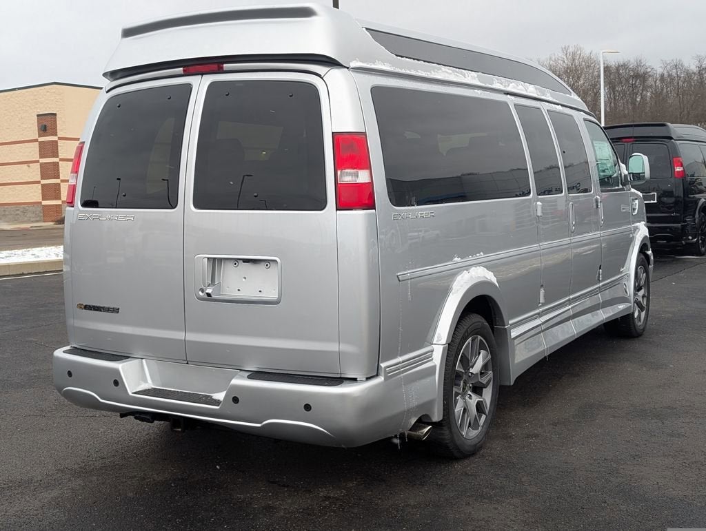 2026 Chevrolet Express Cargo WT