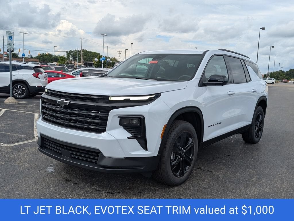 2027 Chevrolet Traverse LT