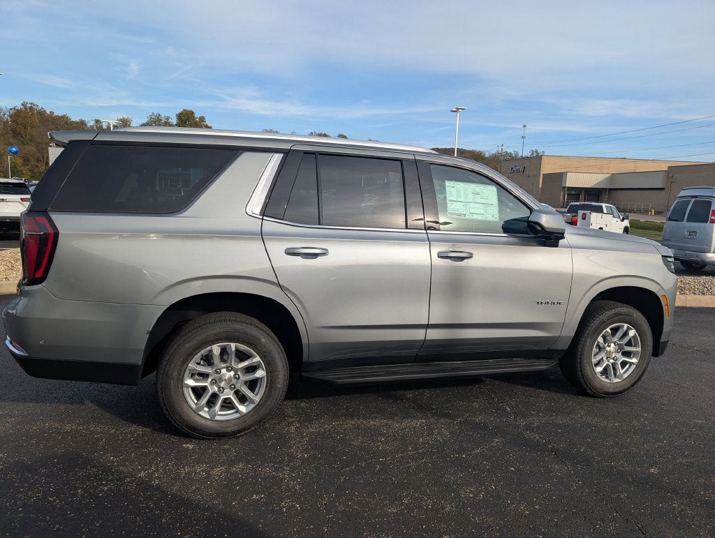 2027 Chevrolet Tahoe LS - Photo 8
