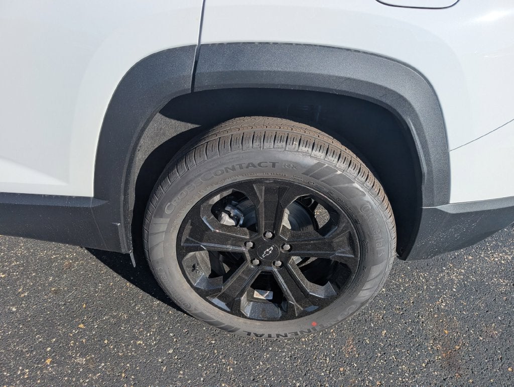 2027 Chevrolet Equinox LT - Photo 45