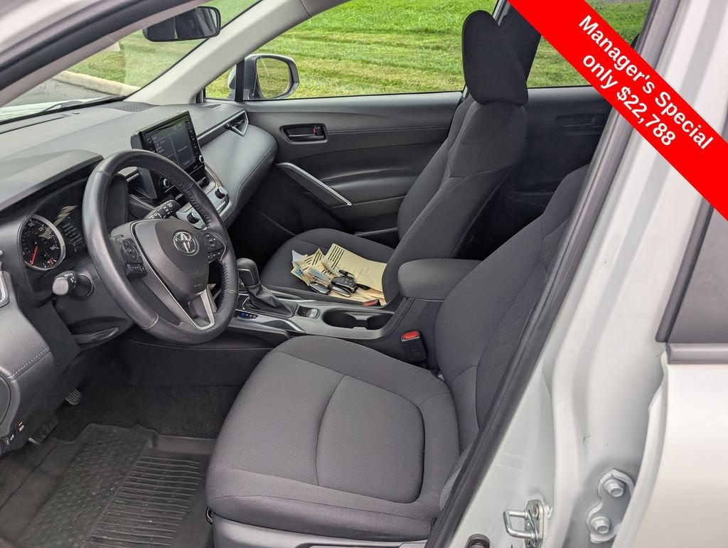 2022 Toyota Corolla Cross LE