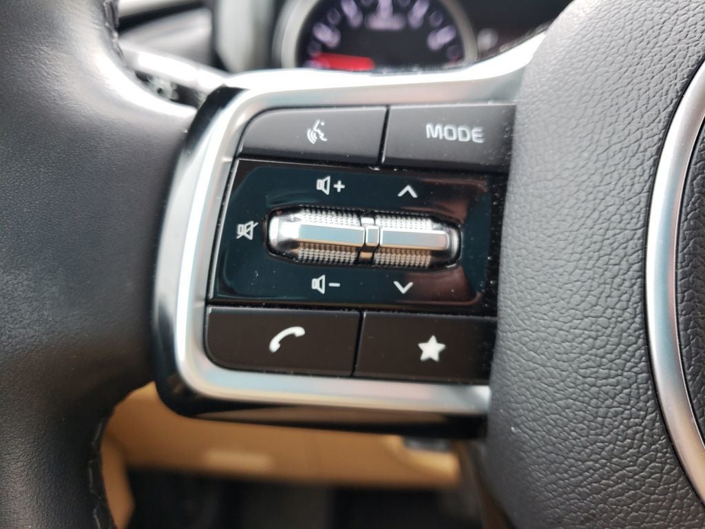 2024 Kia Carnival EX