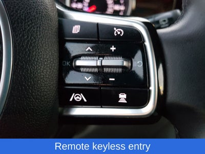 2022 Kia Carnival SX