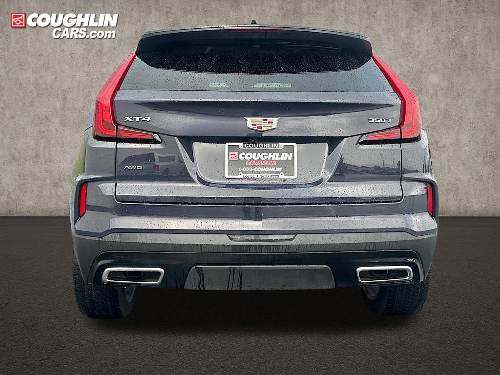 2025 Cadillac XT4 Premium Luxury