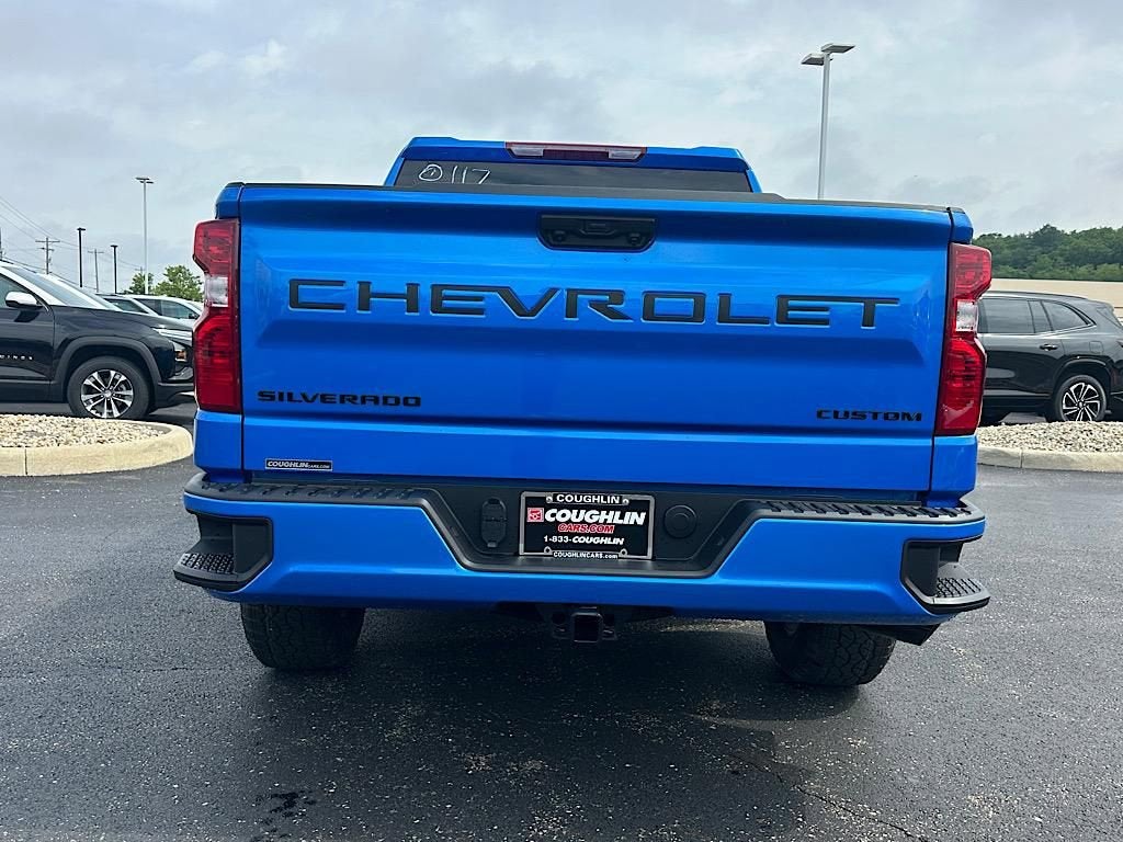 2025 Chevrolet Silverado 1500 Custom