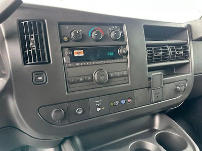 2025 Chevrolet Express Cargo 3500 WT
