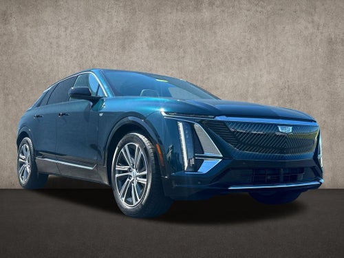 2024 Cadillac LYRIQ Luxury 2