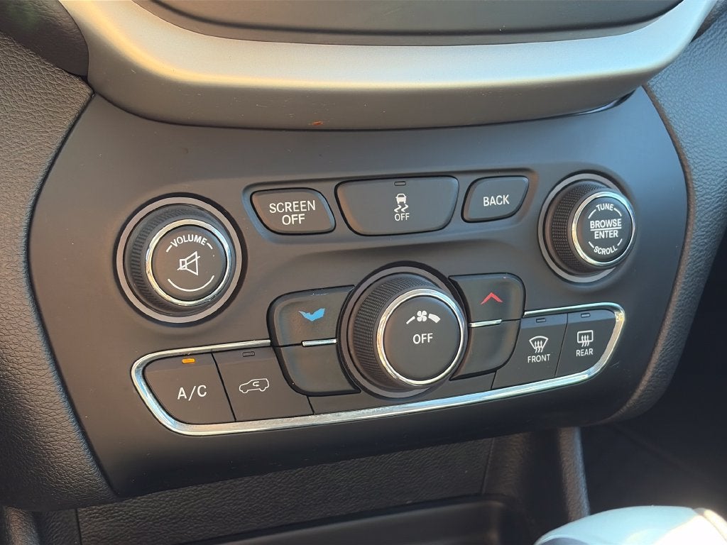2018 Jeep Cherokee Latitude Plus