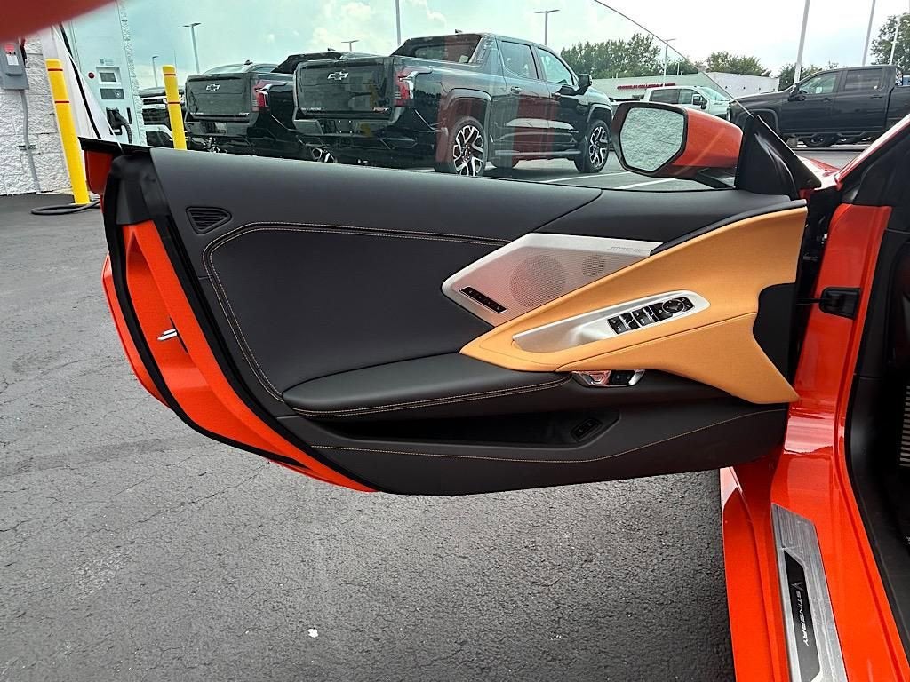 2025 Chevrolet Corvette Stingray 2LT