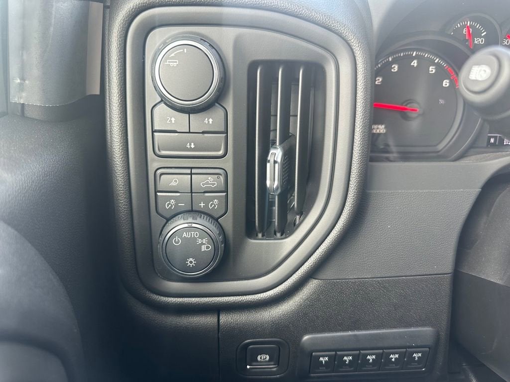 2025 Chevrolet Silverado 3500 HD Chassis Cab Work Truck