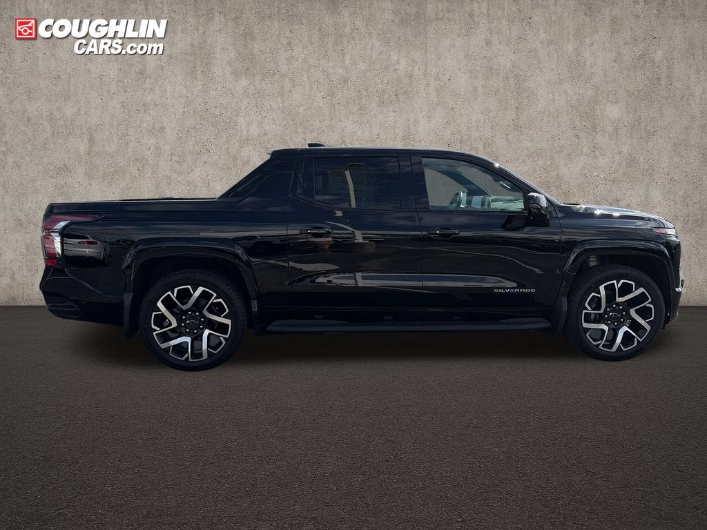 2025 Chevrolet Silverado EV RST - Max Range