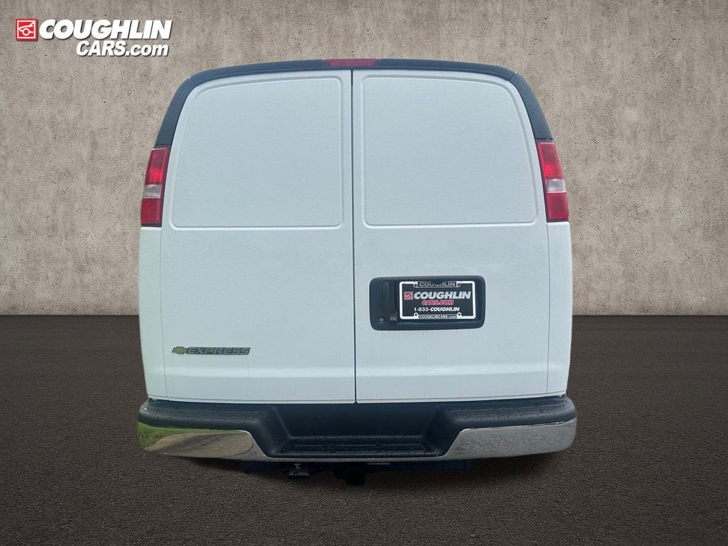 2025 Chevrolet Express Cargo 2500 WT