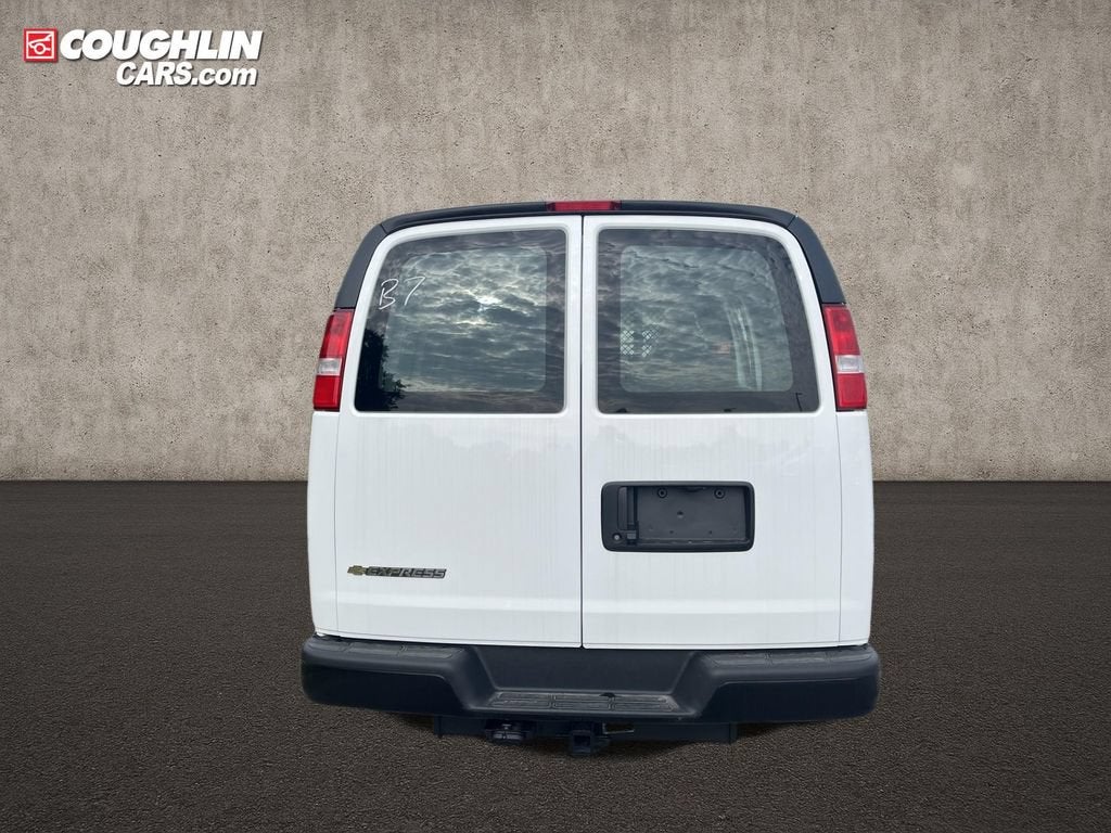 2026 Chevrolet Express Cargo WT