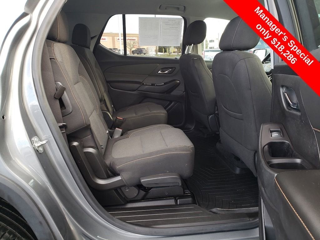 2020 Chevrolet Traverse LT Cloth