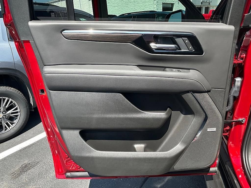 2025 Chevrolet Suburban Premier