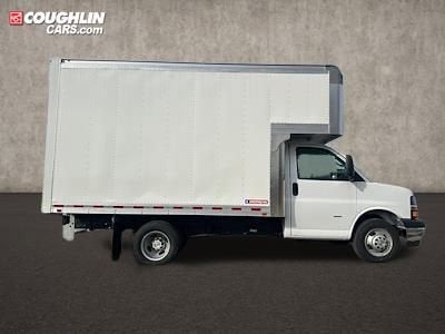 2024 Chevrolet Express Cutaway 3500 1WT