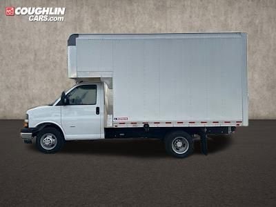 2024 Chevrolet Express Cutaway 3500 1WT