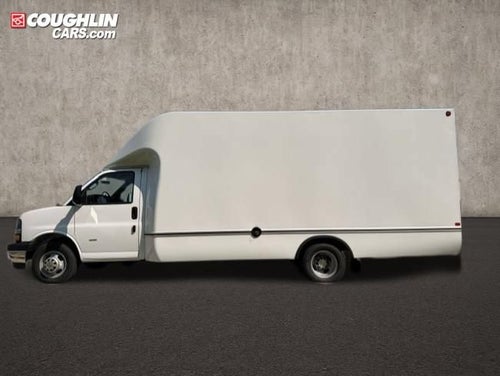 2026 Chevrolet Express Cutaway 3500 1WT