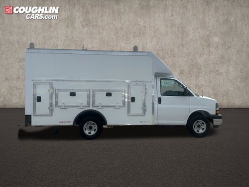2026 Chevrolet Express Cutaway 4500 2WT