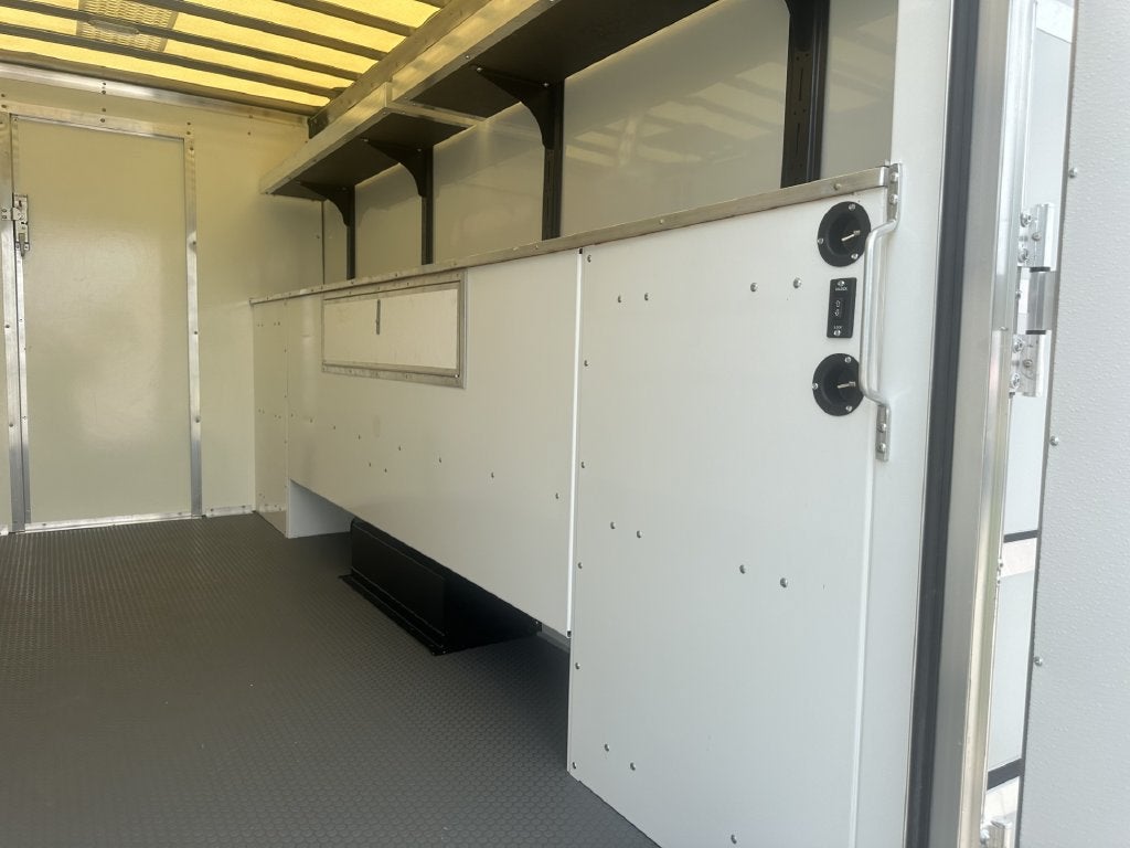 2026 Chevrolet Express Cutaway 4500 2WT