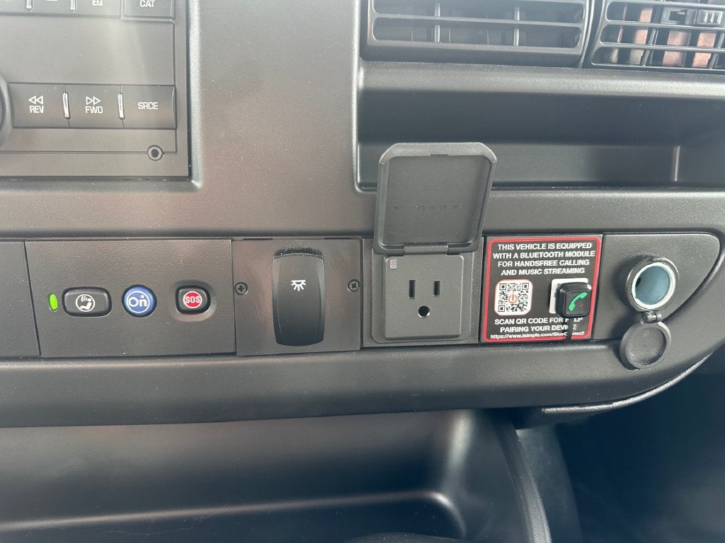 2026 Chevrolet Express Cutaway 4500 2WT
